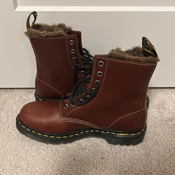 Dr. Martens Fur Lined Lace Up Boots - Picture 7 of 16